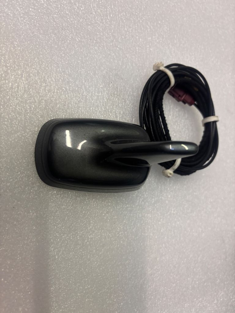 Audi TT MK2 Roof Ariel Antenna 