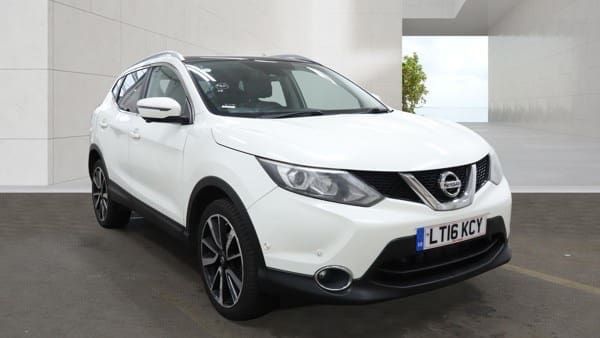 2016 Nissan Qashqai 1.6 dCi Tekna 5dr Xtronic HATCHBACK Diesel Automatic