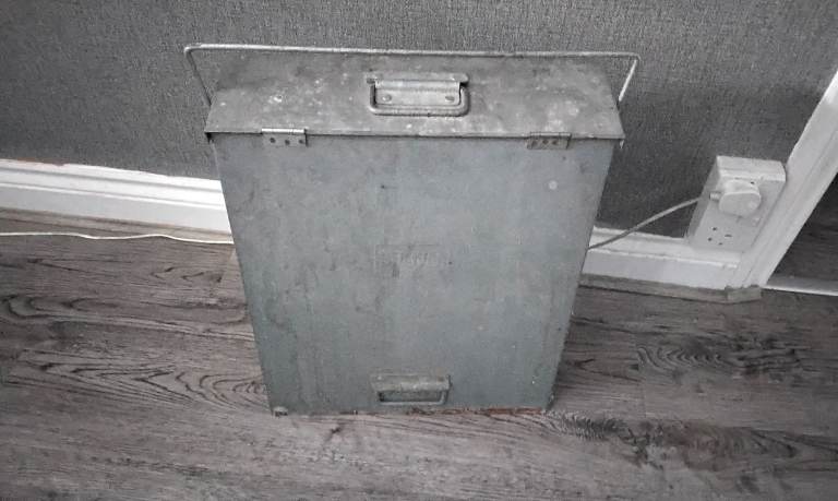 Retro stovax galvanised hot ashes carrier log burner 