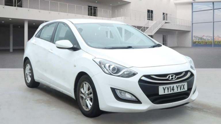 2014 Hyundai i30 1.6 CRDi Blue Drive Active Euro 5 (s/s) 5dr HATCHBACK Diesel Manual