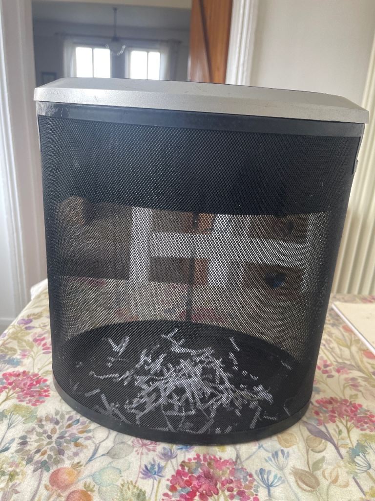 Paper shredder 
