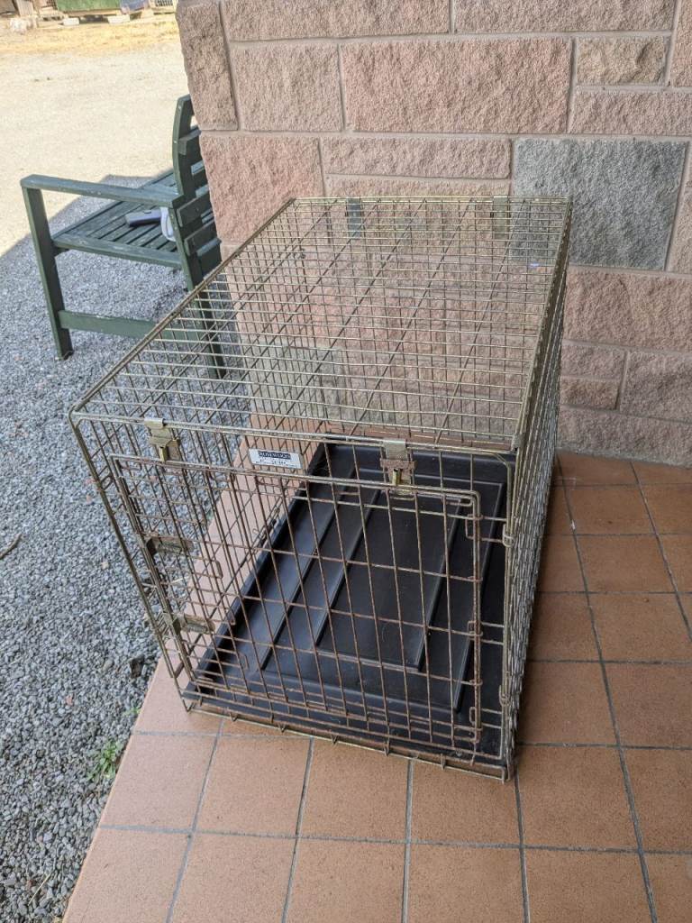 Dog crate/cage