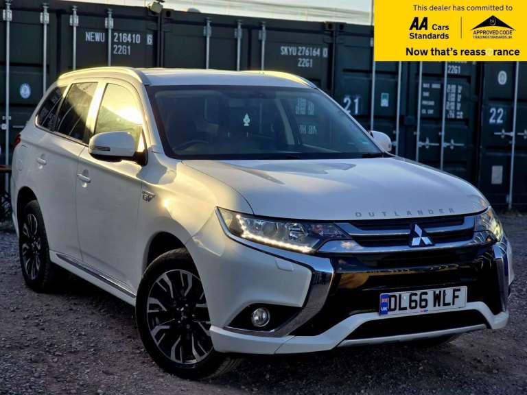 2016 Mitsubishi Outlander 2.0h 12kWh Juro SUV 5dr Petrol Plug-in Hybrid CVT 4WD Euro 6 (s/s) (200...
