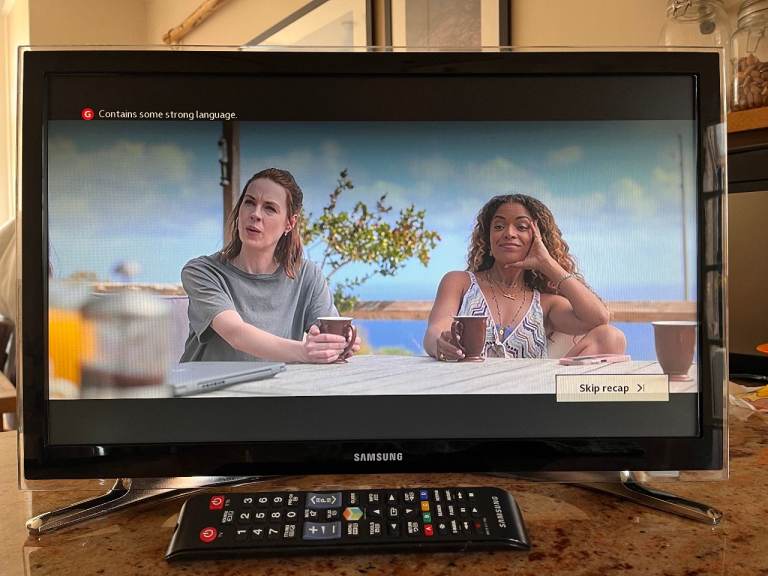Samsung 22" Smart TV. 