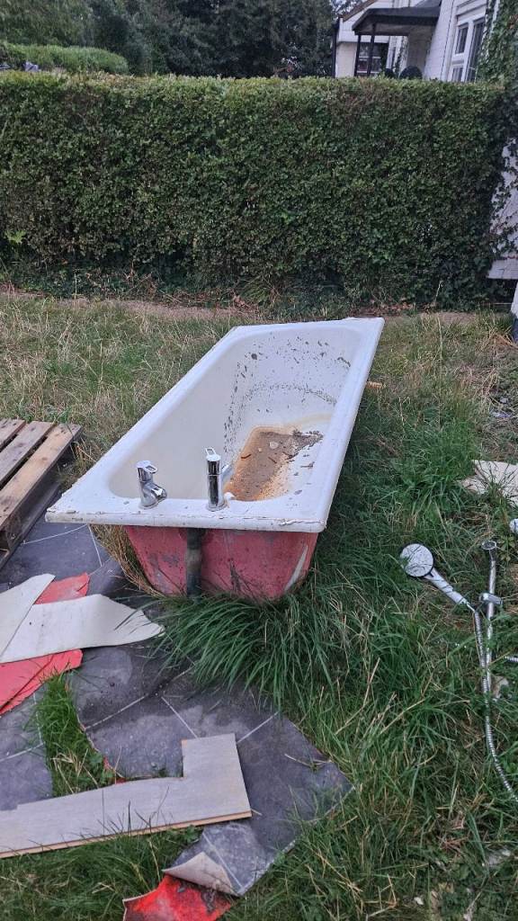 Steal  bath for scraps 
