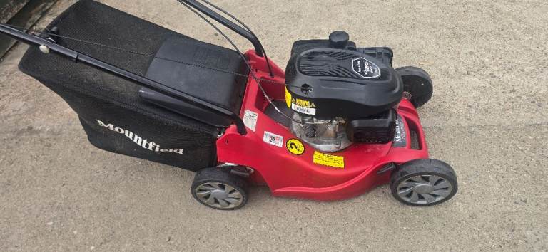 Mountfield SP164 Self Propelled mower 
