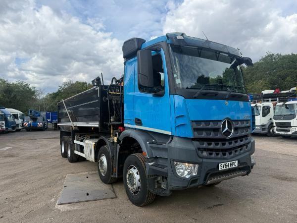 Mercedes 3240 Arocs Steel Body Tipper Grab