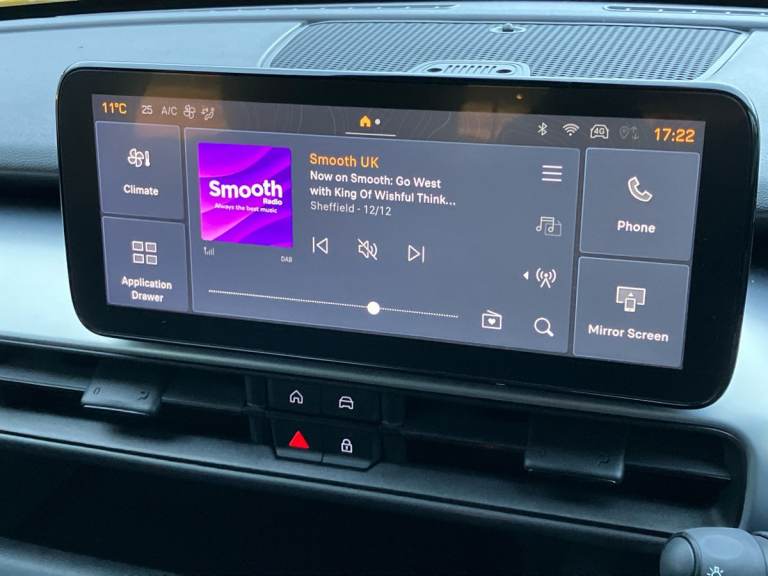 2025 Jeep Avenger 1.2 e-Hybrid Summit 5dr DCT Hatchback PETROL Automatic