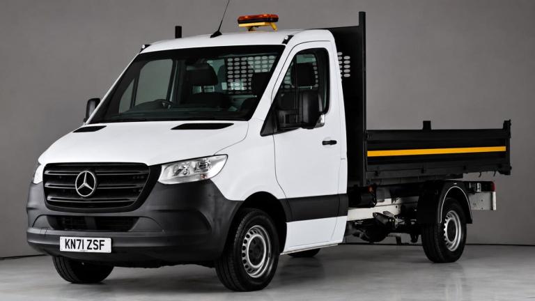MERCEDES-BENZ SPRINTER 2.0 315 CDI DROPSIDE TIPPER White Manual Diesel 2021
