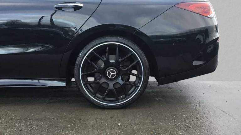 Mercedes-Benz CLA CLA200 AMG Line Automatic