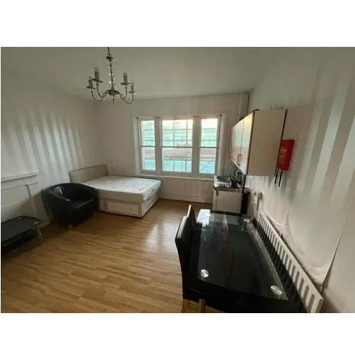 Semi-Studio To Rent Holland Road, Kensington Olympia/Shepherds Bush W14 8BE