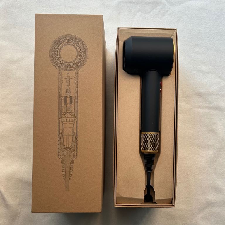 Dyson Supersonic Hairdryer - Black & Gold 