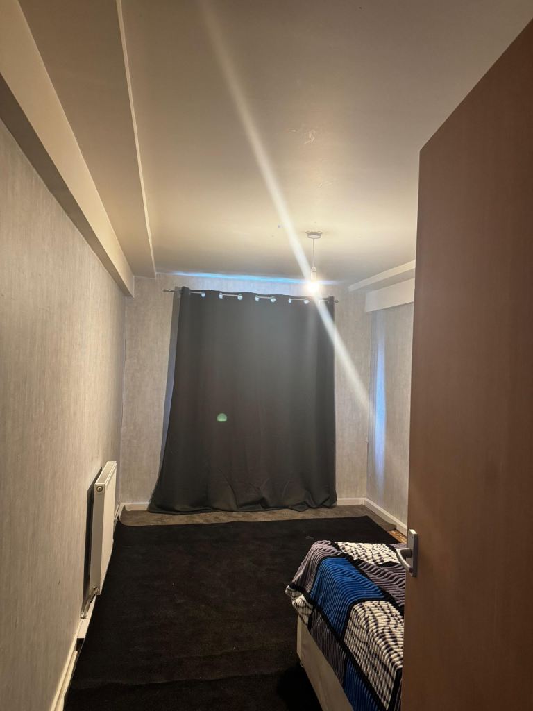 Single Room To Rent