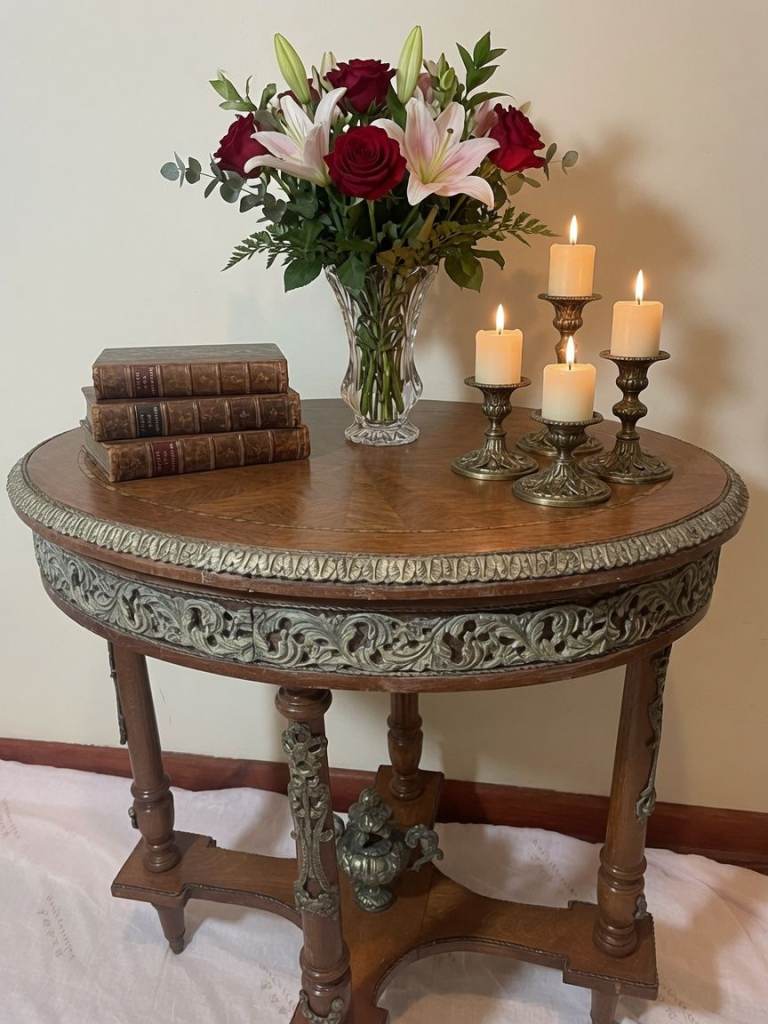 Vintage French Style Ornate Oval Inlay Solid Wood and Brass Side Table