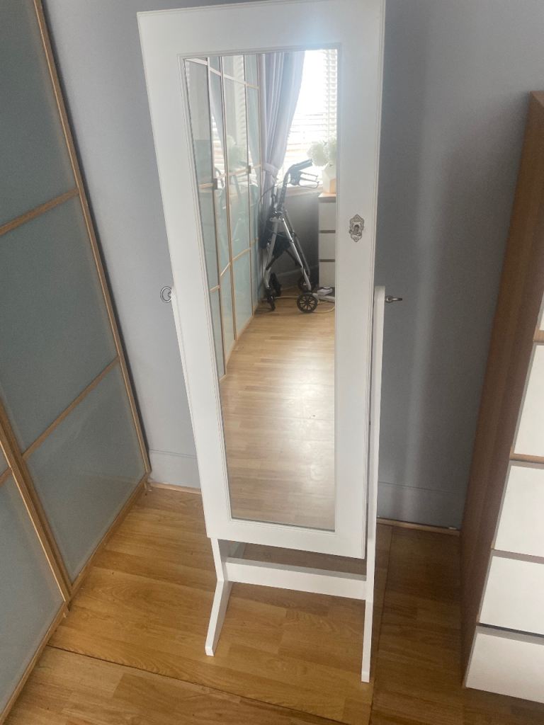 Upright jewellery cabinet mirrored 