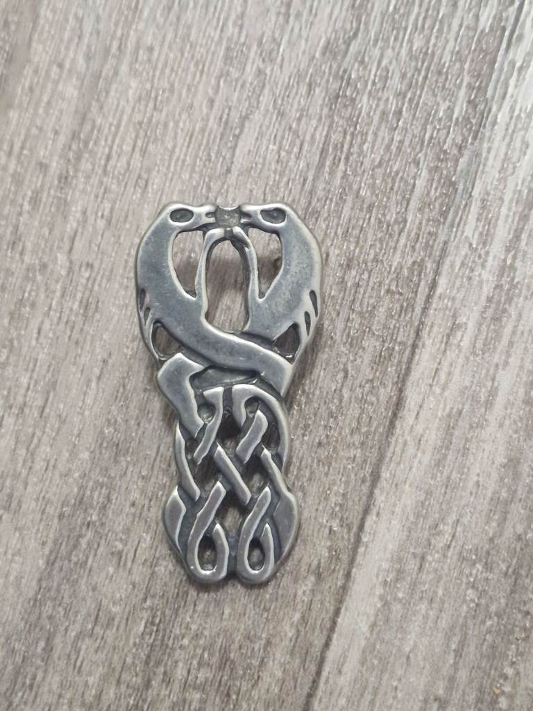 Vintage Celtic Knot Kelpie Pewter Brooch Pin Badge Hippocampus Scottish Picts