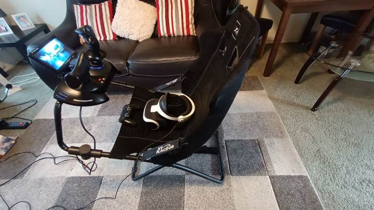 PS4  WITH  VR FLIGHT SIM SETUP