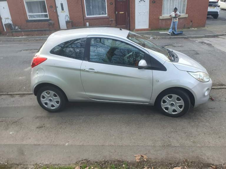Ford, KA, Hatchback, 2011, Manual, 1242 (cc), 3 doors
