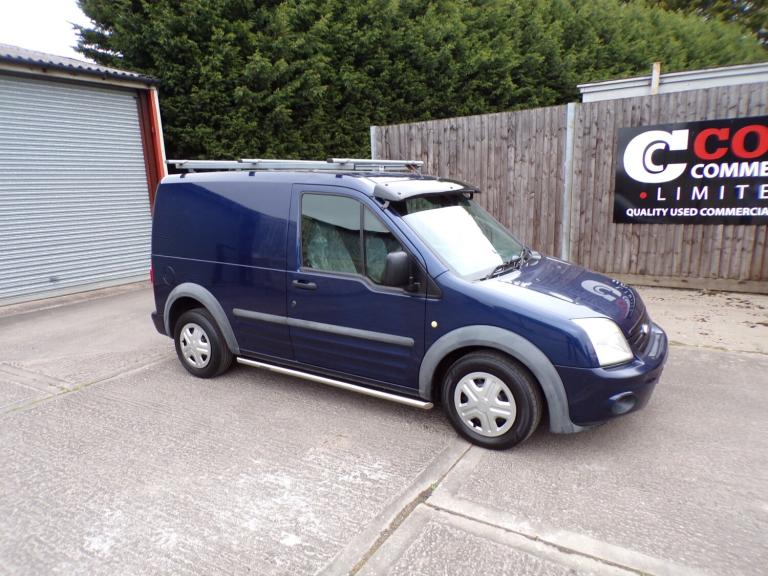 2010 Ford Transit Connect Low Roof Van Trend TDCi 90ps bulkhead, galvanised roof rack, side steps...