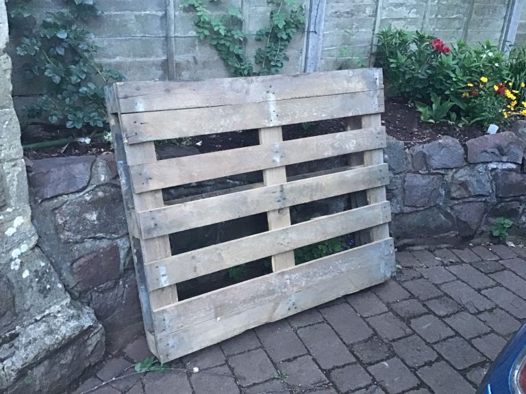 Used Wooden Pallet – Good for Projects
