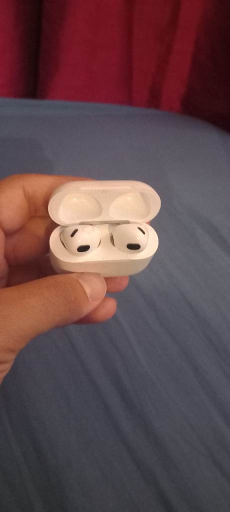 Apple air pods 4 