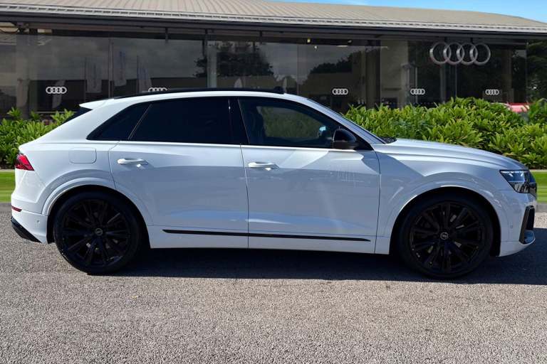 2025 Audi SQ8 4.0 TFSI V8 Black Edition Tiptronic quattro Euro 6 (s/s) 5dr SUV Automatic
