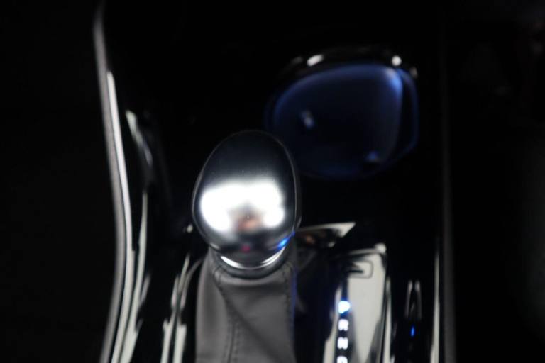 2022 Toyota C-HR 1.8 VVT-h Design CVT Euro 6 (s/s) 5dr HATCHBACK PETROL/ELECTRIC Automatic