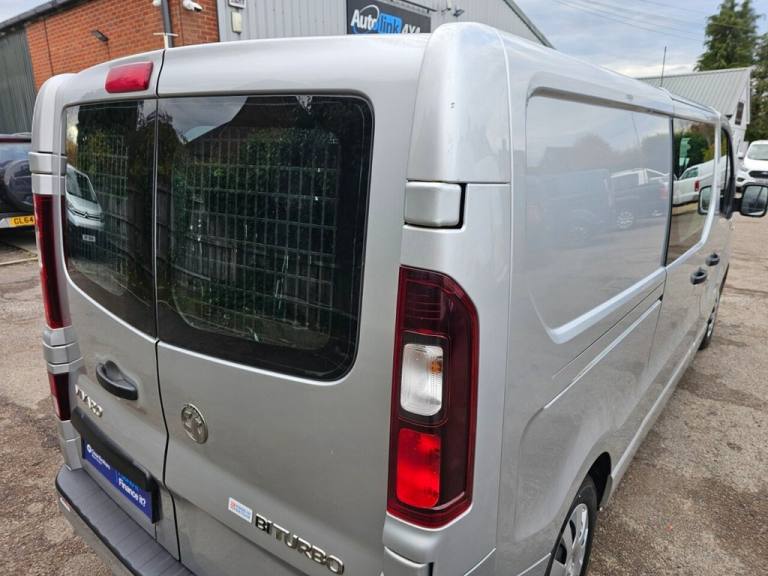 2017 Vauxhall Vivaro 2900 1.6CDTI BiTurbo 125PS Sportive H1 D/Cab PANEL VAN DIESEL Manual