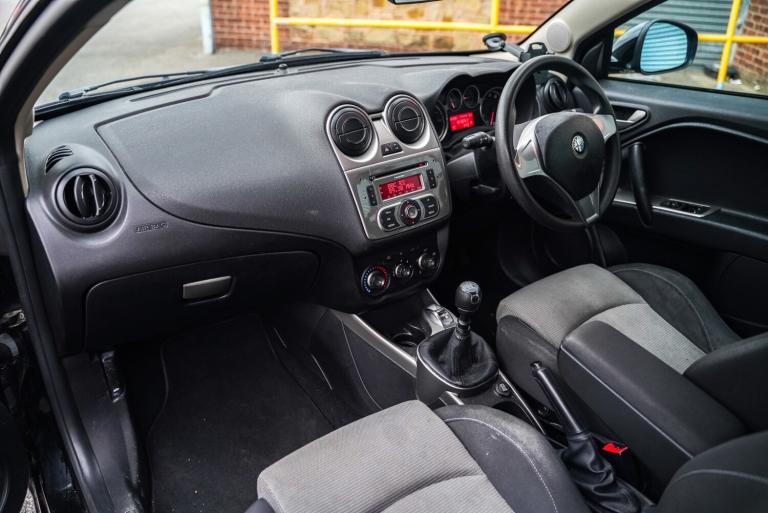 2009 Alfa Romeo MiTo 1.4 16V Turismo 3dr HATCHBACK Petrol Manual