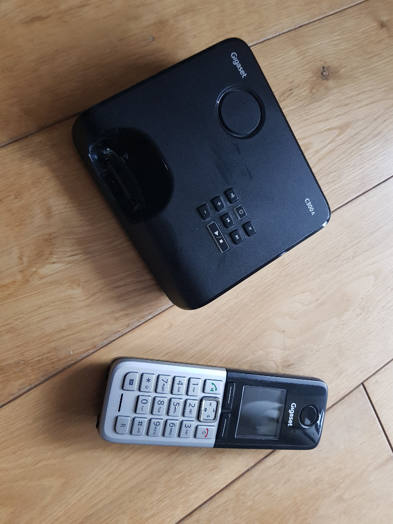 Gigaset C300a DECT cordless phone with 25mins recording time