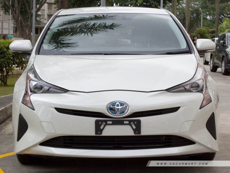 pco car hire toyota prius from £100 per week ready for uber.pco cars