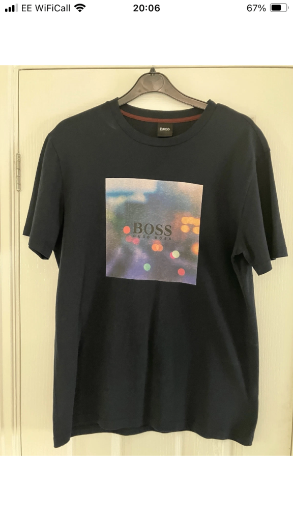 Men’s Hugo Boss T-Shirt Size Medium 