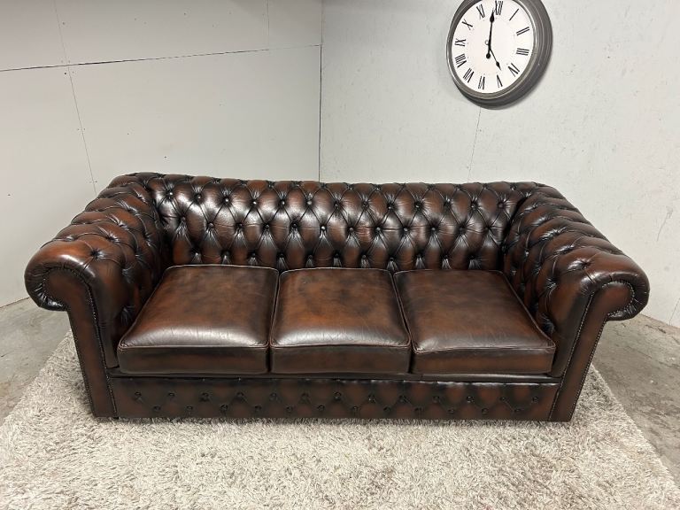 PAIR OF CHESTERFIELD 3 SEATER CLUB SOFAS DELIVERY AVAILABLE 