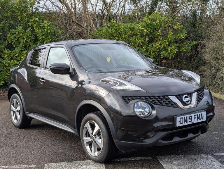 2019 Nissan Juke 1.6 Acenta 5 Door Petrol small SUV 1 Former Keeper Suv Petrol Manual