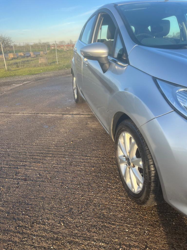 2010 Ford Fiesta 1.25 Zetec*9m MOT*Full History*2 Owners*Aircon*Alloys*1st car ?