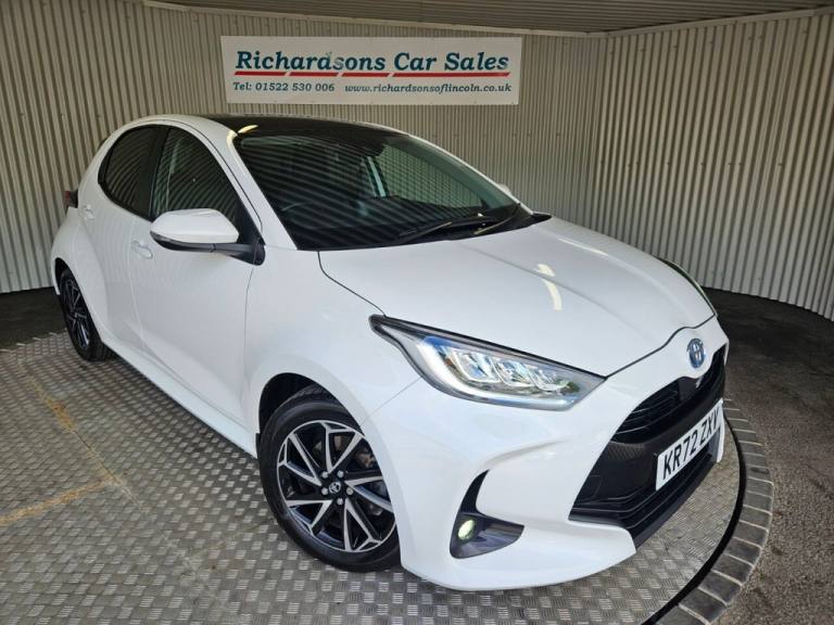 2022 Toyota Yaris 1.5 VVT-h Design Hatchback 5dr Petrol Hybrid E-CVT Euro 6 (s/s) (116 ps) Hatchb...