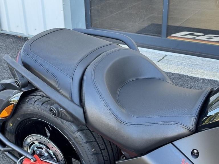 Can-Am Spyder F3 1330 S 1330 ACE 3-Wheel 