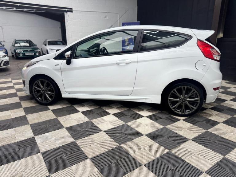 2017 Ford Fiesta 1.0T EcoBoost ST-Line Euro 6 (s/s) 3dr Hatchback Petrol Manual