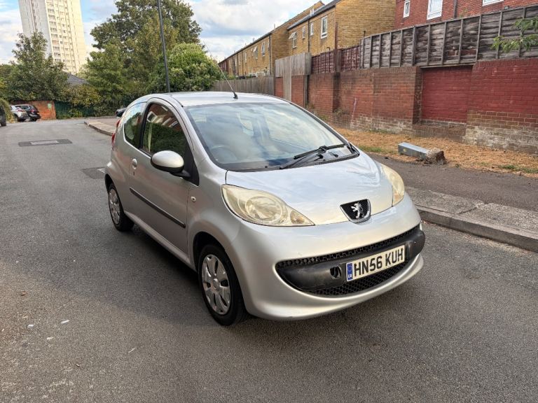 Peugeot, 107, Hatchback, 2006, Semi-Auto, 998 (cc), 3 doors