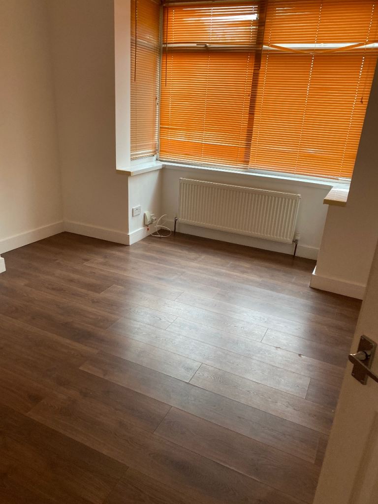 Ground floor garden one bedroom and one reception room flat 