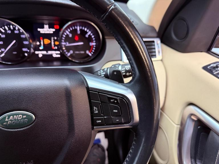 2015 Land Rover Discovery Sport 2.0 TD4 HSE Auto 4WD Euro 6 (s/s) 5dr ESTATE Diesel Automatic