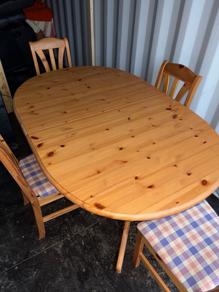 Pine extendable dining table and chairs