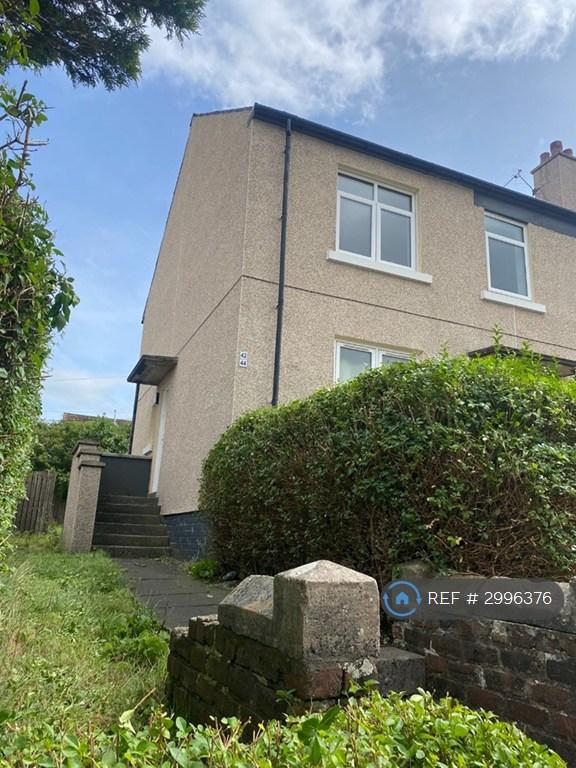 2 bedroom flat in Peatland Quadrant, Kilmarnock, KA1 (2 bed) (#2996376)