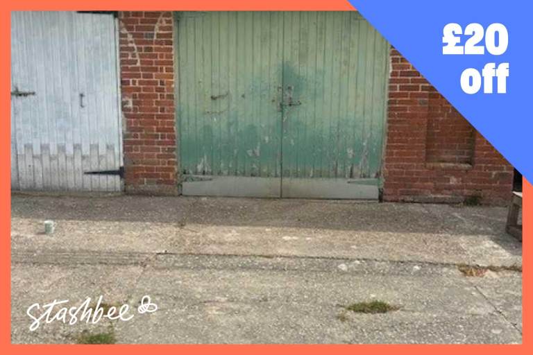 Garage to rent in Salisbury (SP5) | Stashbee