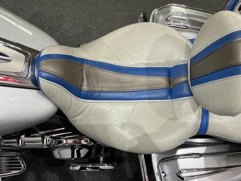 Harley-Davidson FLHTCUSE Electra Glide 1800, 2009