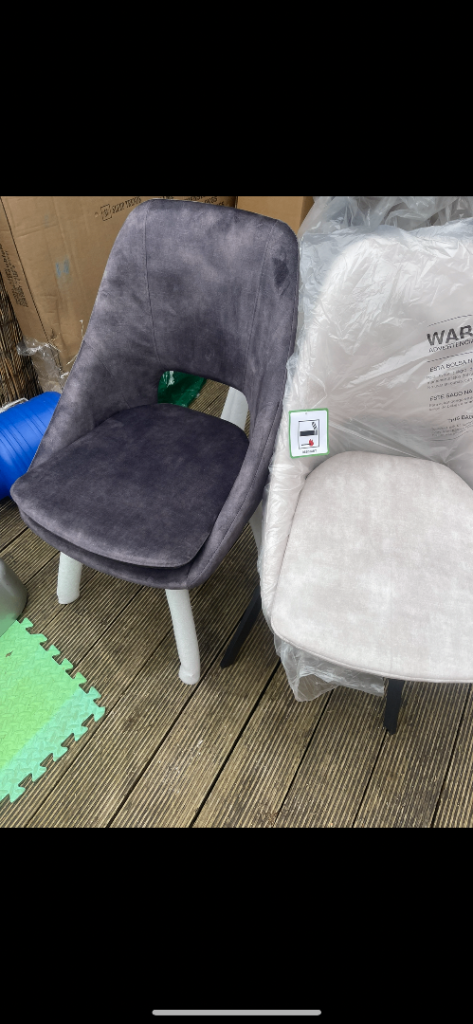 Stylish Blue Velvet Chair – Brand New