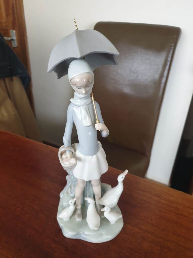 Lladro figurine