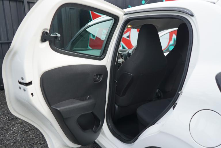 2015 Citroen C1 1.2 PureTech Feel Hatchback 5dr Petrol Manual Euro 6 (82 ps)