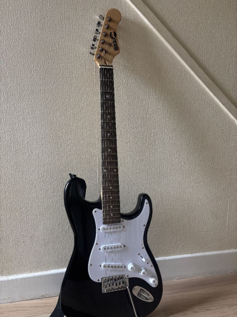 ROCK JAM ELECTRIC GUITAR 