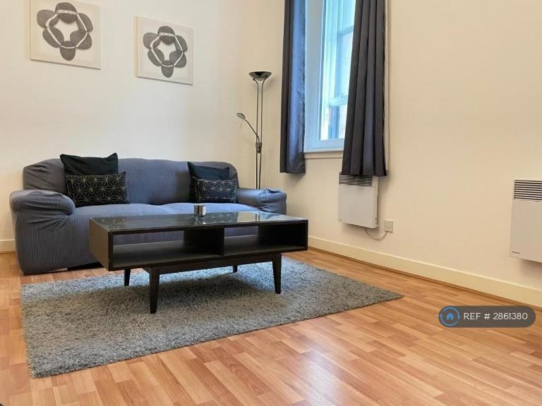 1 bedroom flat in South Frederick Street, Glasgow, G1 (1 bed) (#2861380)